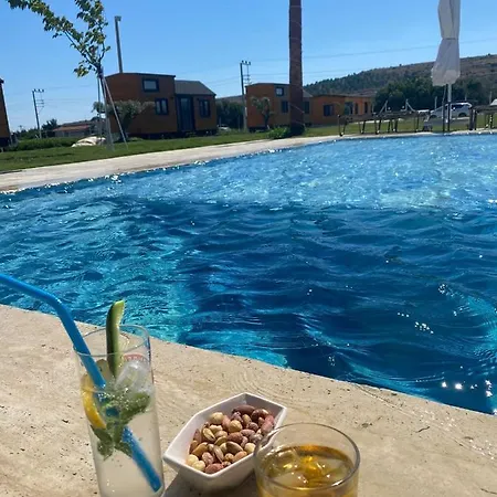 Σαλέ Enginar Cicegi Çeşme