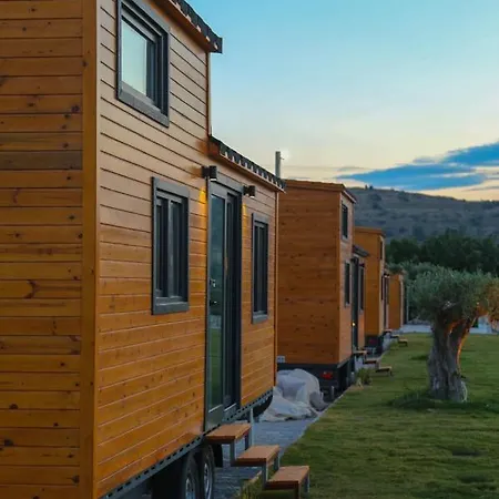 Enginar Cicegi Chalet *